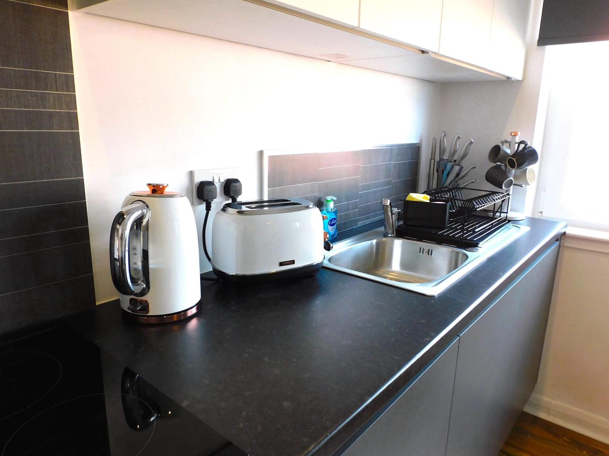 Newly Refurbished 1 Bed Apt In Hamilton Close To Station And Local Amenities Luaran gambar
